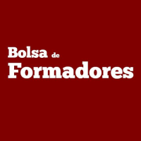 Formadora em Direito e Administração Pública 